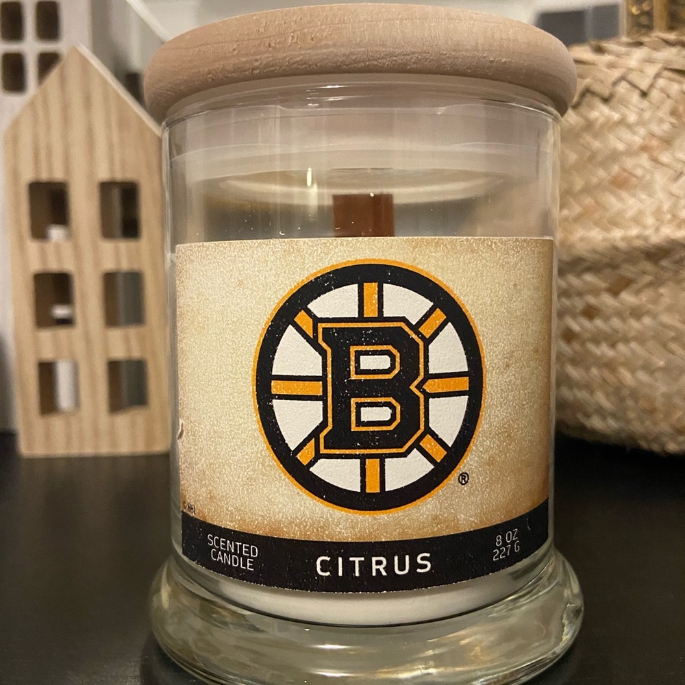 Brand New Boston Bruins Candle